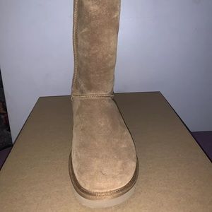 UGG CLASSIC TALL ANIMAL CHESTNUT WOMEN 7 BRAND NEW